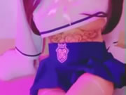 紋身正妹被粗大巨屌狠狠刺入飢渴小穴