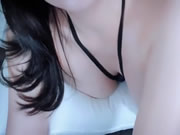 極度誘惑韓國淫女享受給男友手指摳穴與性愛