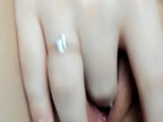 小正妹特寫肉穴陰唇粉紅和手淫