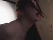 圍攻新任女老師 白峰美羽