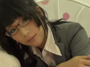 可愛的日本女孩OL制服誘惑
